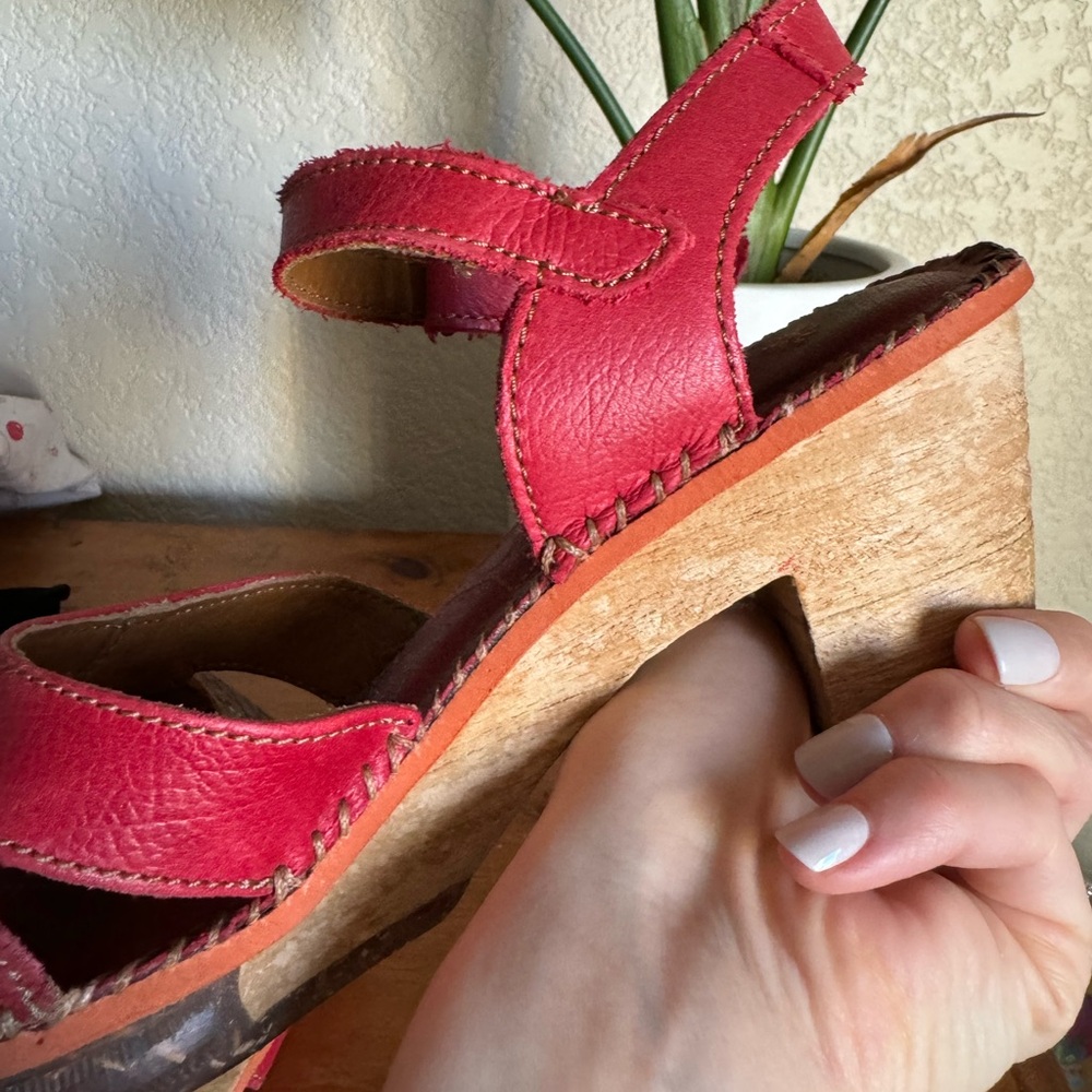 Red Leather Heels with Chunky Wooden Heel - Picture 12 of 12